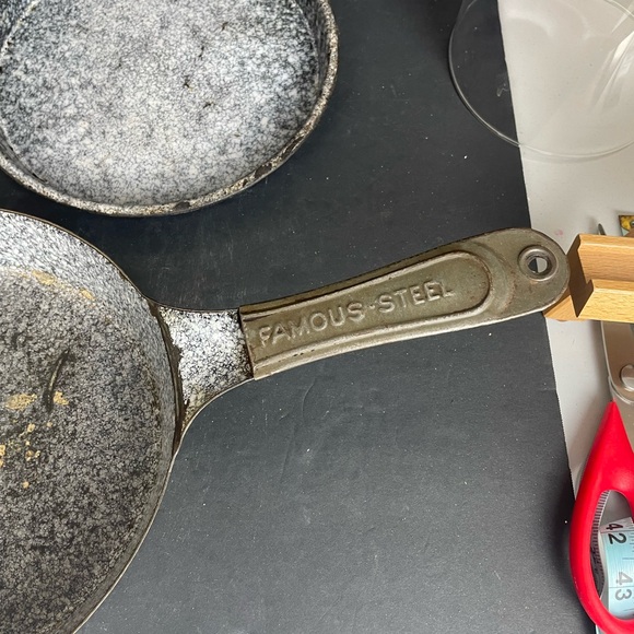 Gray Non-Stick Frying Pan Set - Picture 7 of 8